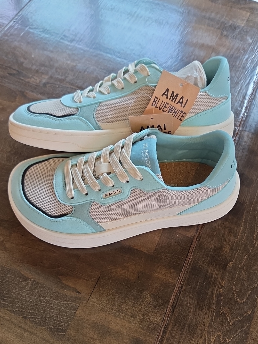 Plakton Size EU 37 AMAL Light Blue & White Sneakers NEW